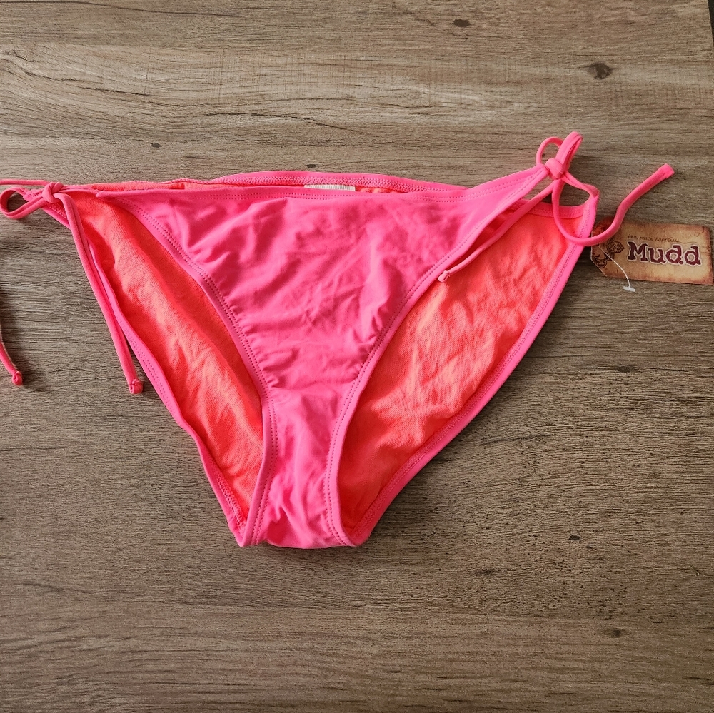 Mudd Bikini Size XL